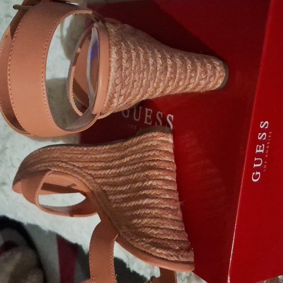 Guess wedged Sandal(Tracey) - Picture 5 of 7